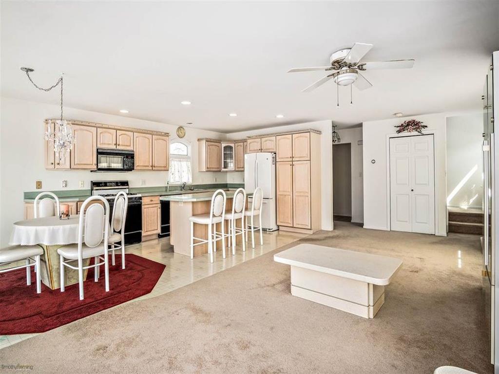 1411 HOFFMAN CANAL NORTH WILDWOOD BAYFRONT SUMMER VACATION RENTALS at